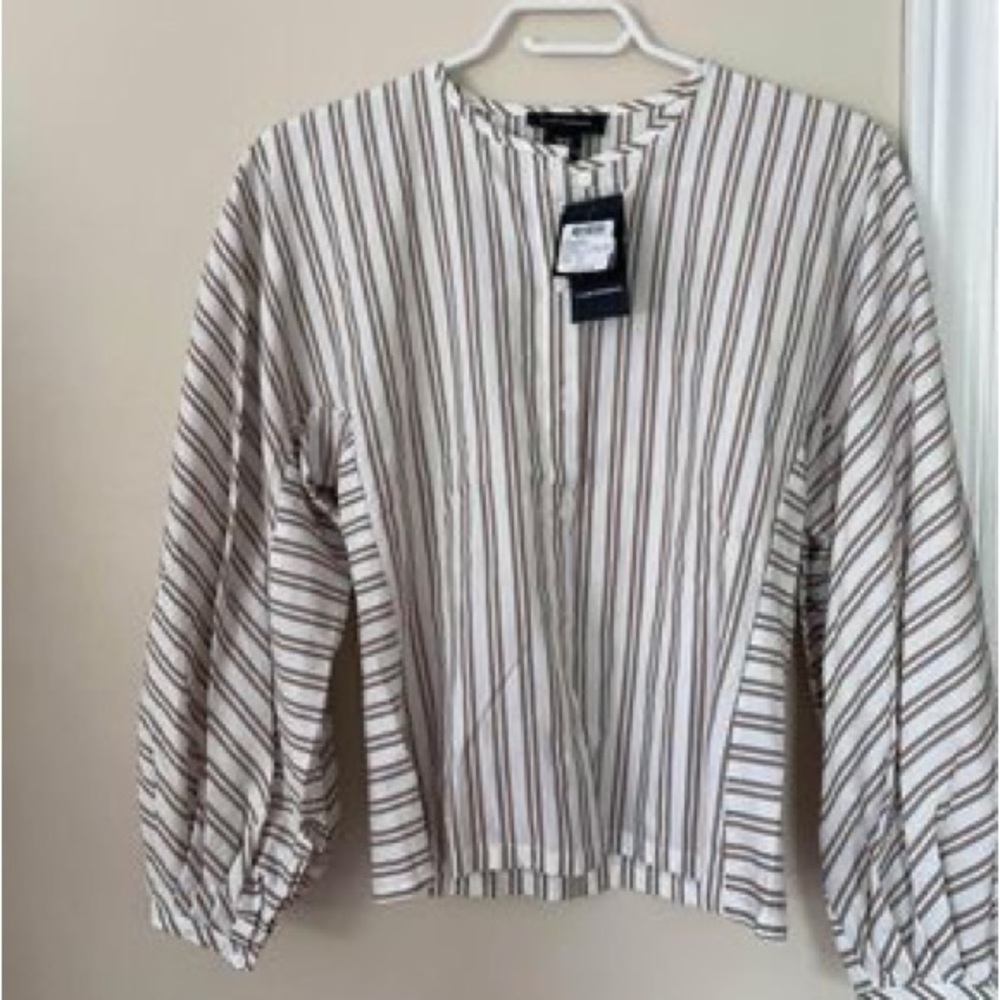Club Monaco Women’s Top Size XS BNWT